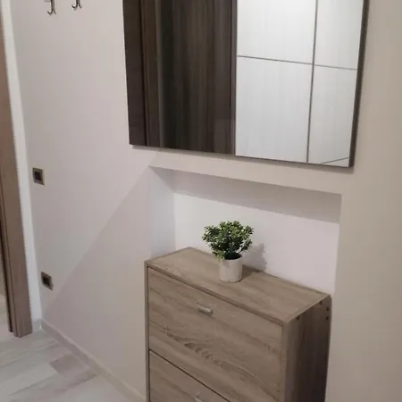 Casa Ramalma Trasferte Tra Milano Monza E Como Con Self Check-In Seveso